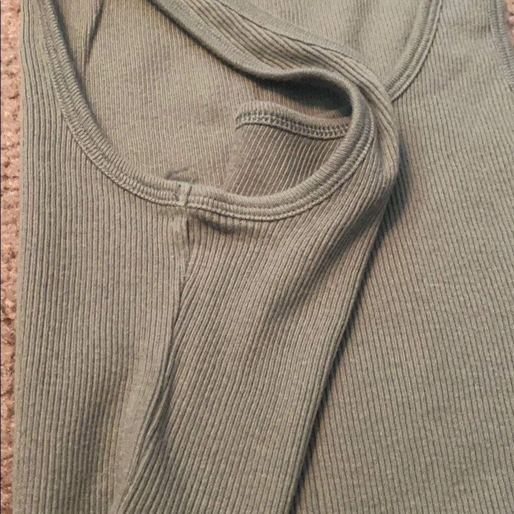Tank Top - Picture 3 of 4